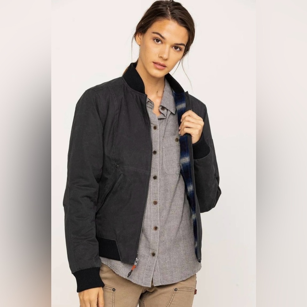 Dovetail Workwear Evaleen Trucker Work Jacket in Olive, size Small. Bomber Style